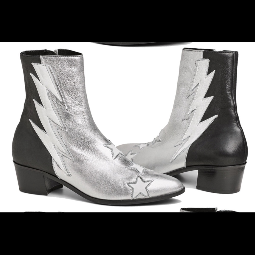 Modern vice the original bolt boot. Size 5.5/35. Metallic silver and black.